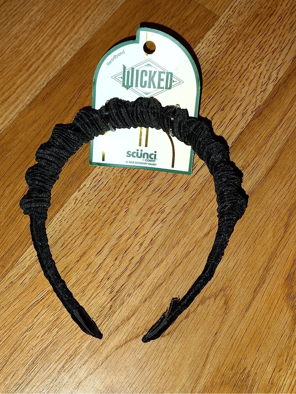 Scünci x Wicked Limited Edition Elphaba Ruched Textured Headband